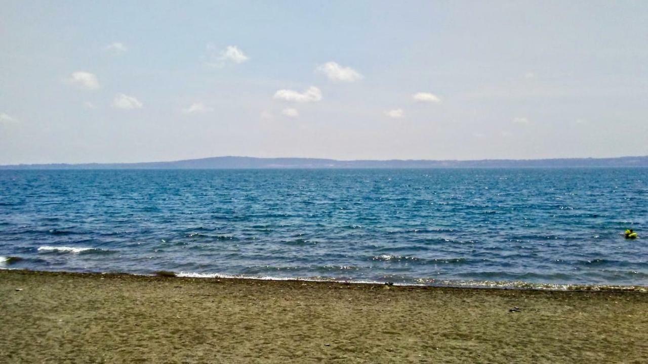Alloggio Turistico D'Annunzio Bracciano  Εξωτερικό φωτογραφία